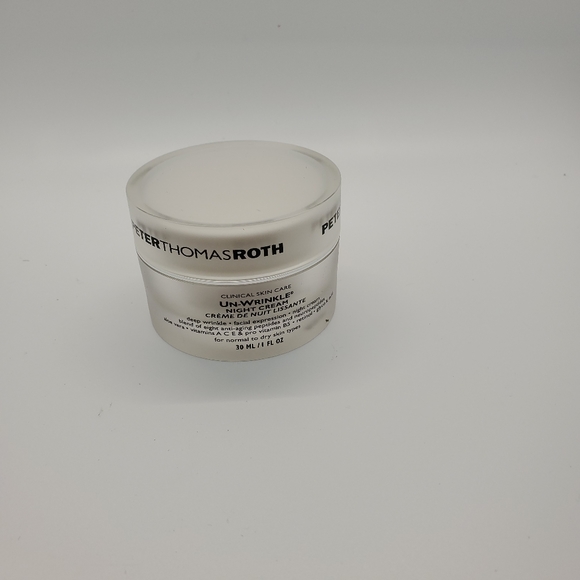 Peter Thomas Roth Un-Wrinkle Night Cream - Picture 4 of 8